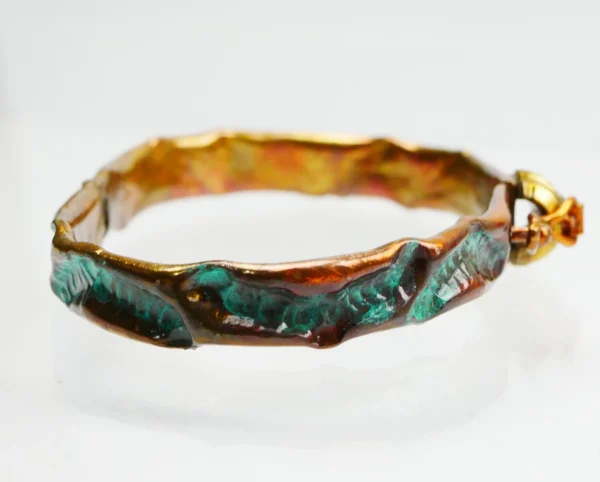 Air Chasing Copper thin bracelet With Black Onix And Clasp - Image 6