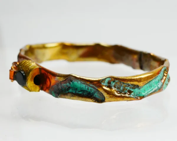 Air Chasing Copper thin bracelet With Black Onix And Clasp - Image 7