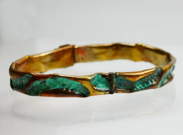 Air Chasing Copper thin bracelet With Black Onix And Clasp - Image 8