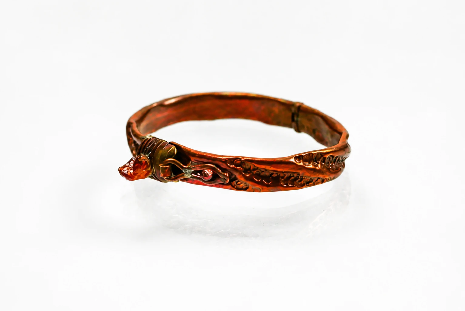 Air Chasing Bracelet with Rustic Topaz - Image 3